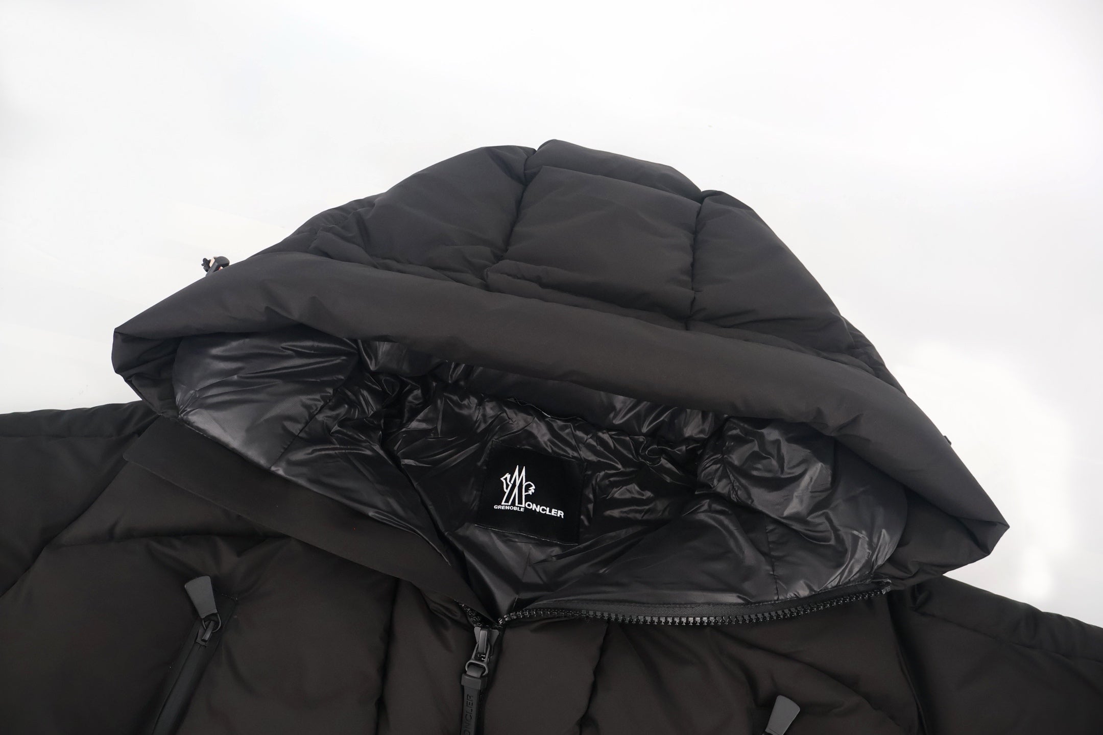 Mon 25fw down jacket