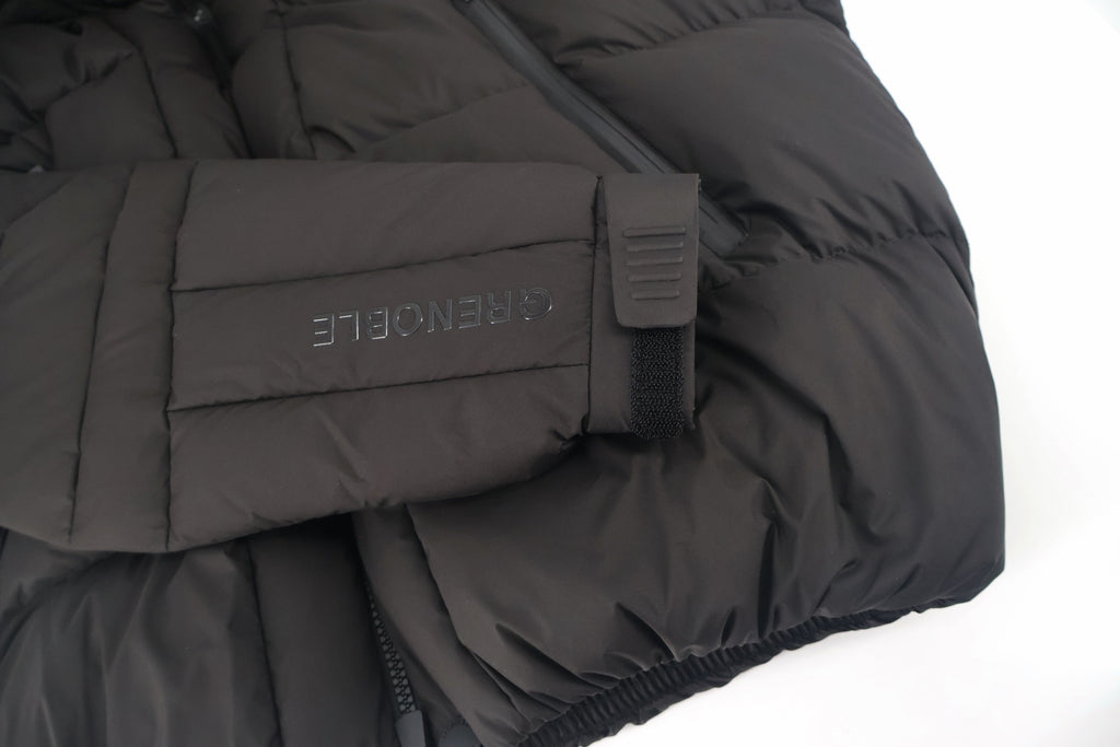 Mon 25fw down jacket