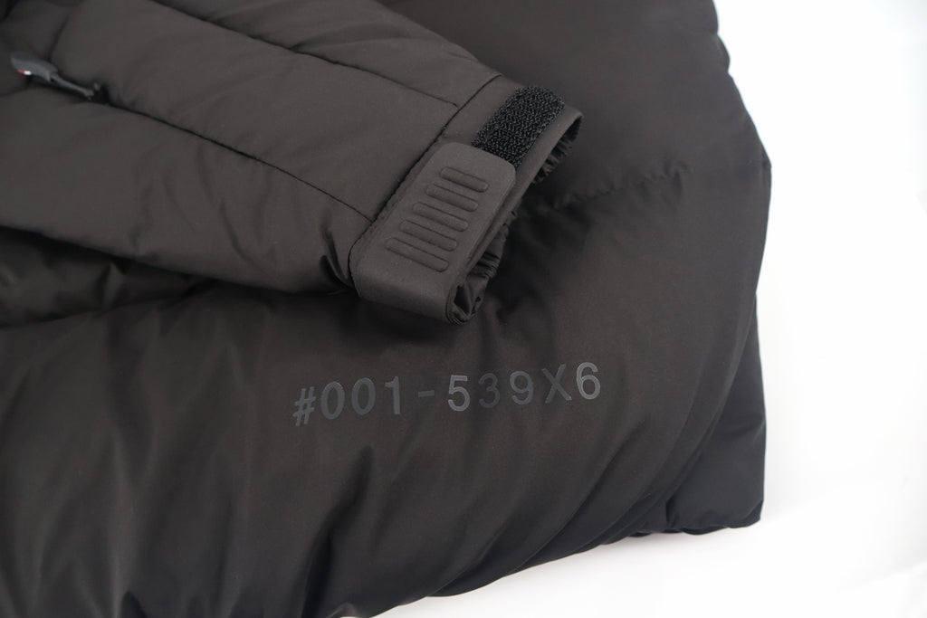 Mon 25fw down jacket