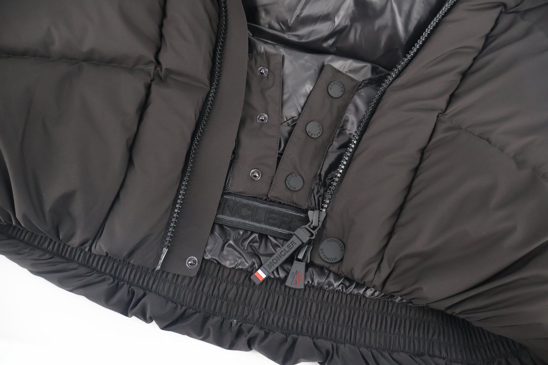 Mon 25fw down jacket