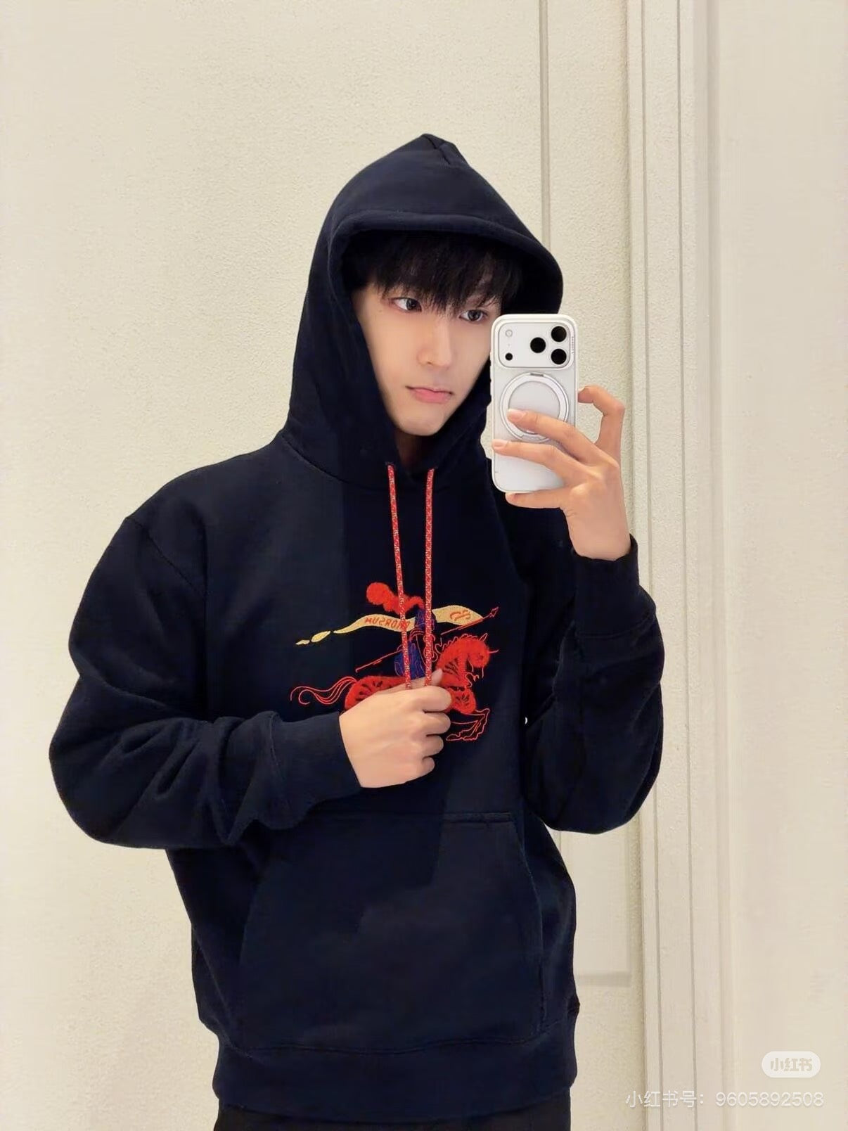 Burbery 25fw embroidered hoodie