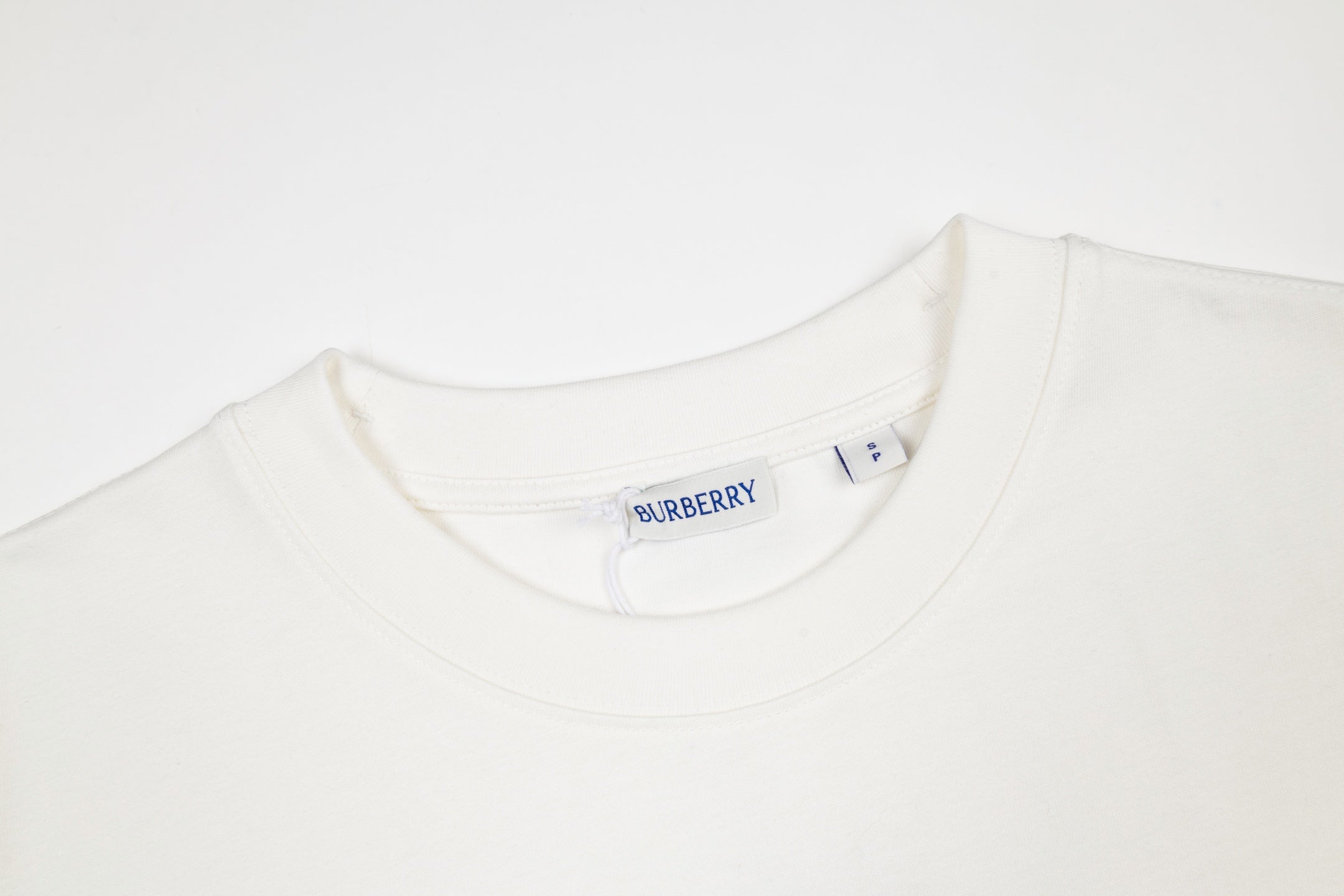 Burbery 25fw embroidered t-shirt