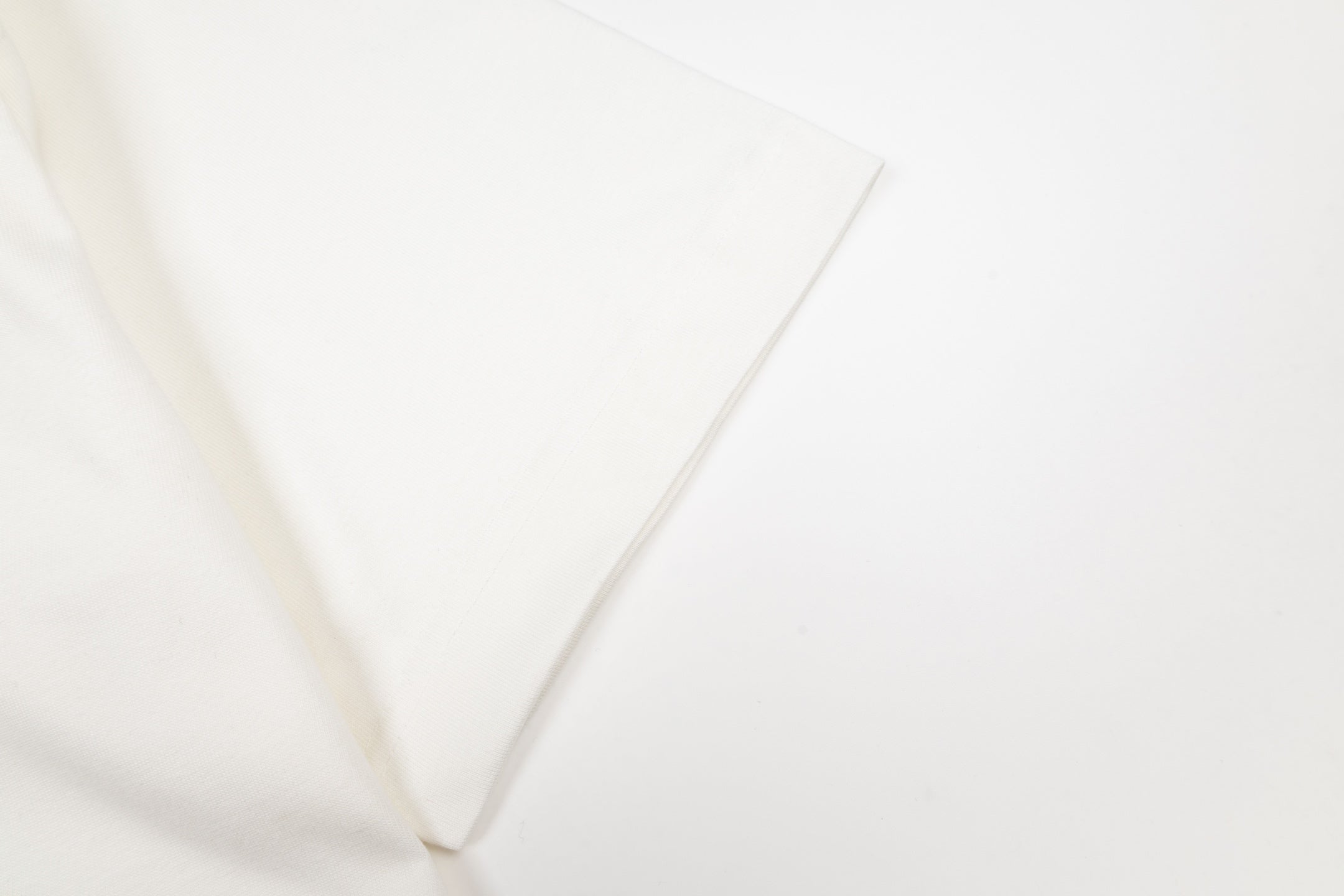 Burbery 25fw embroidered t-shirt