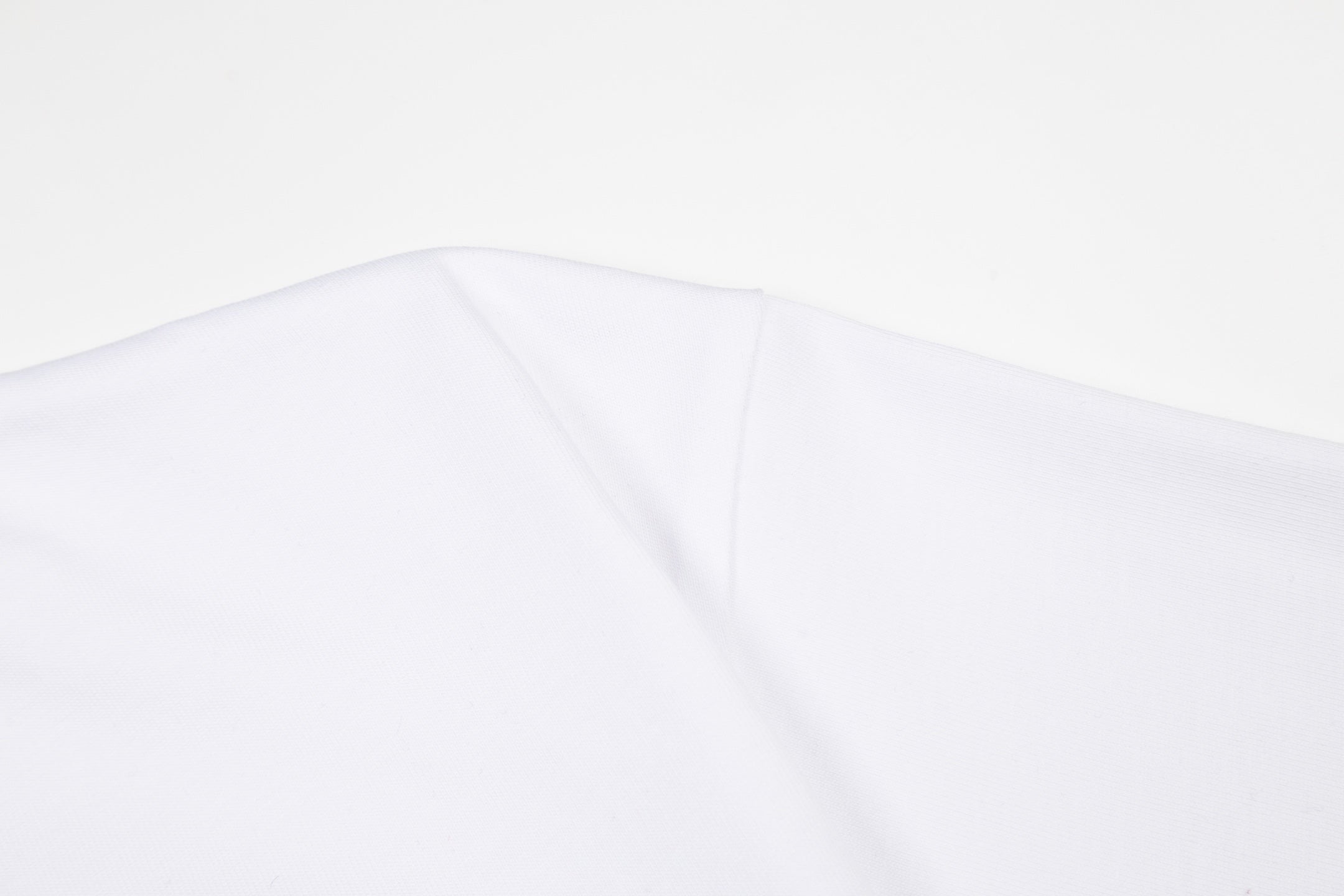 Guc 25fw embroidered t-shirt